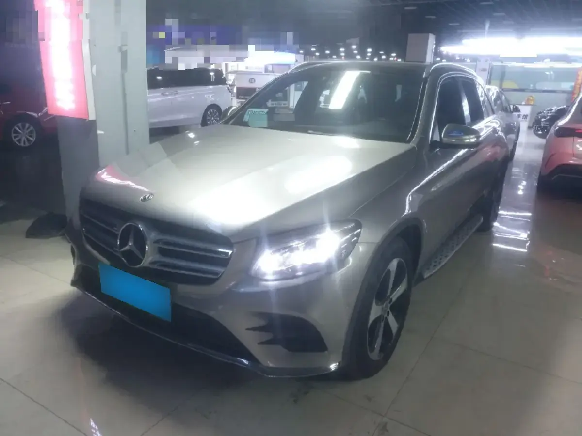 2019 Mercedes-Benz GLC Class 2.0T 211HP L4 9AT