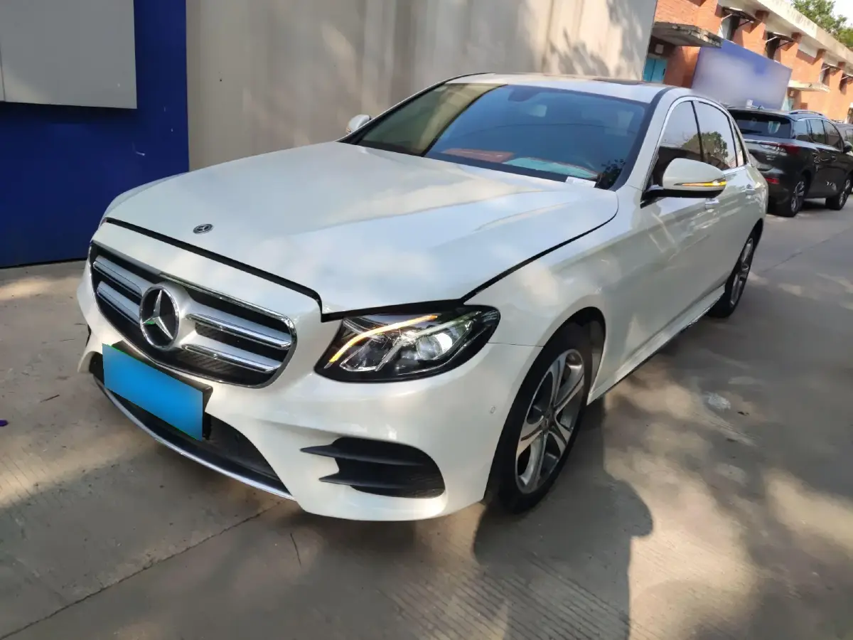 2018 Mercedes-Benz E Class 2.0T 184HP L4 9AT