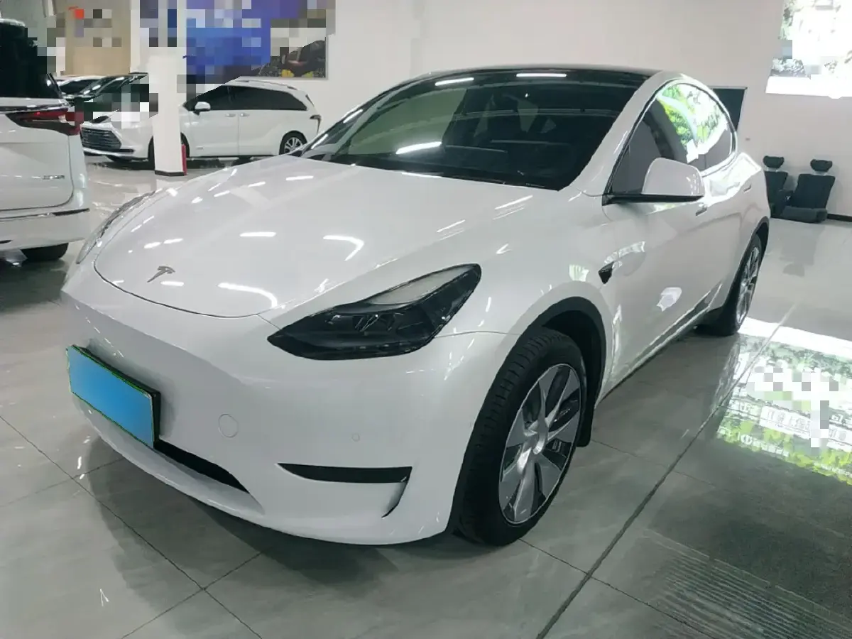 2022 Tesla Model Y BEV 60KWH