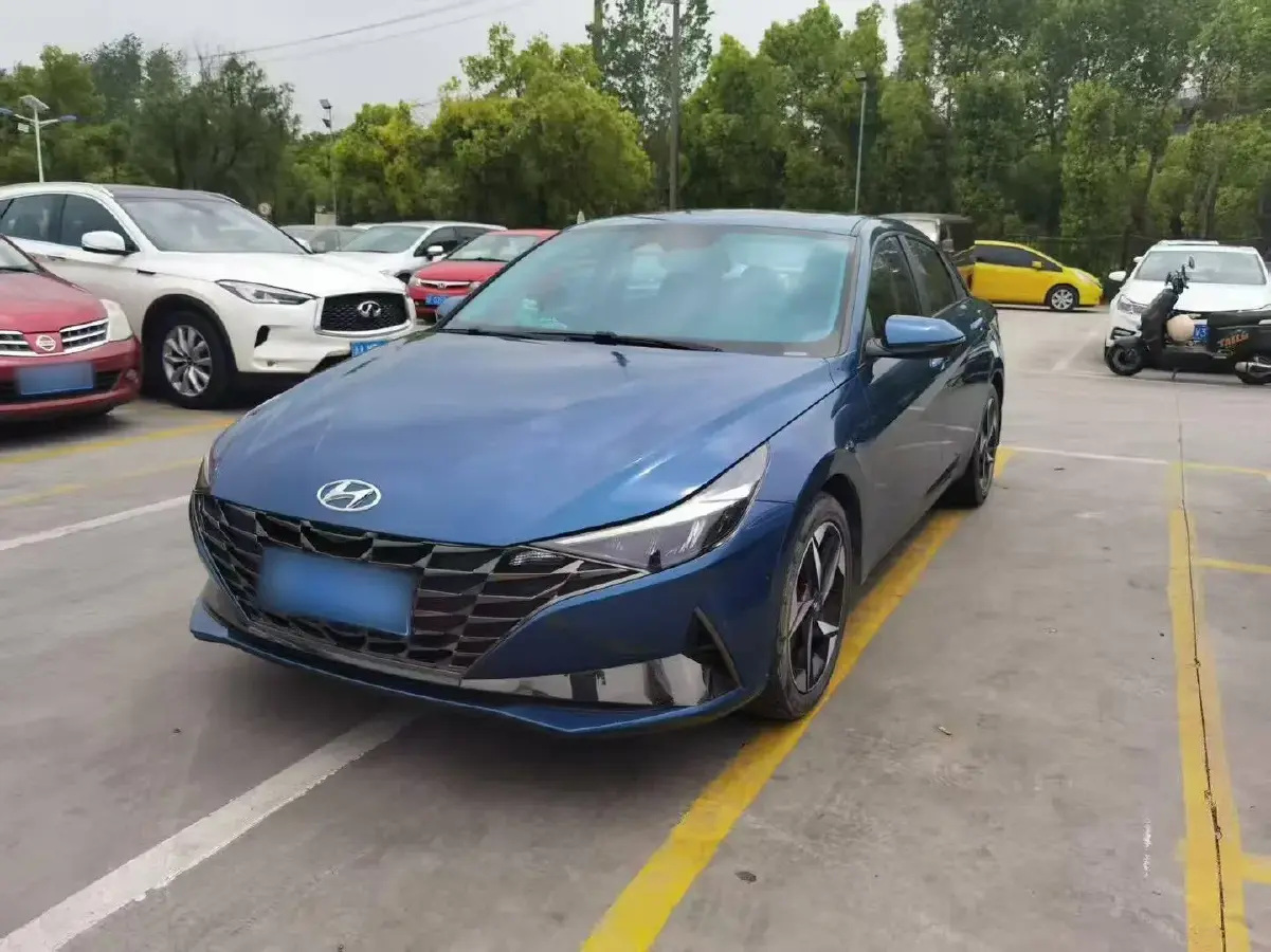 2021 Hyundai Elantra 1.5L 115HP L4 CVT