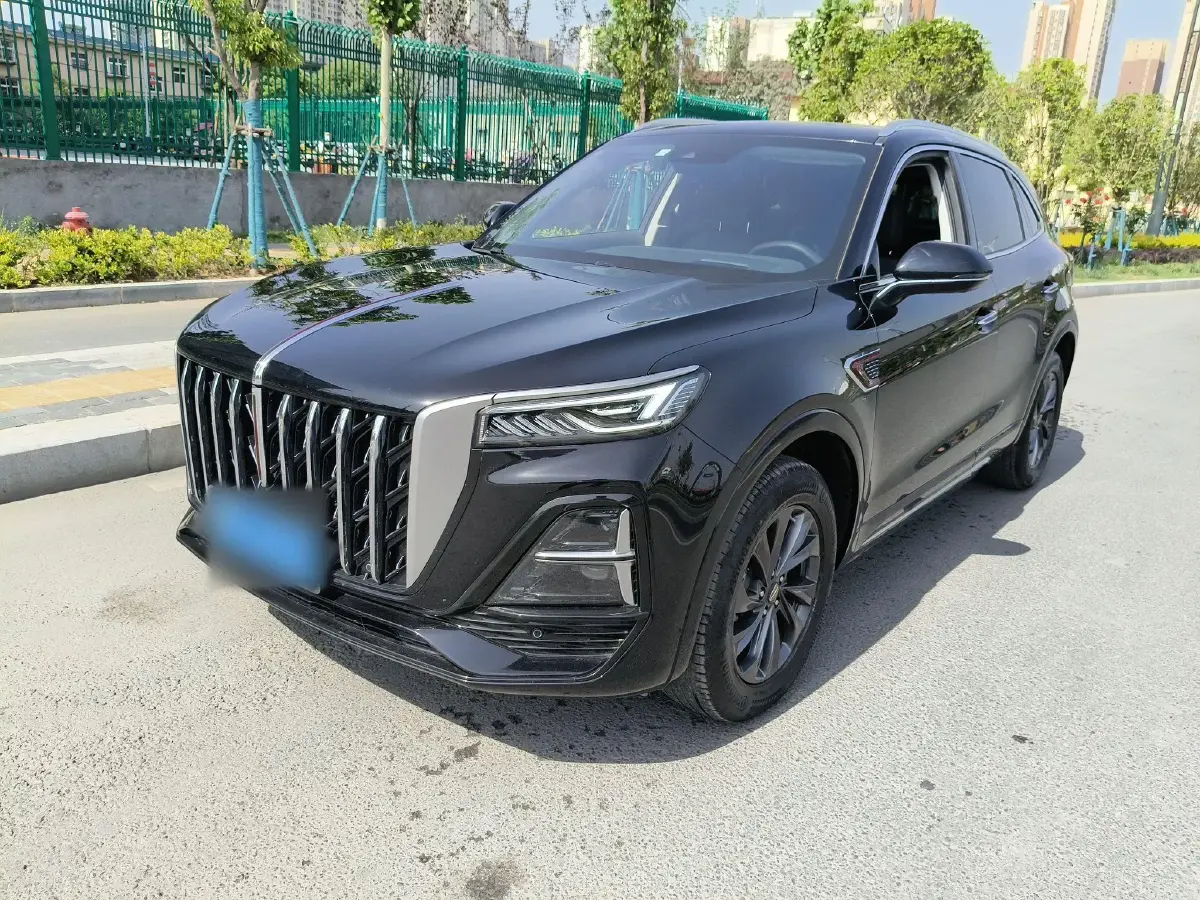 2023 HongQi HS5 2.0T 252HP L4 8AT