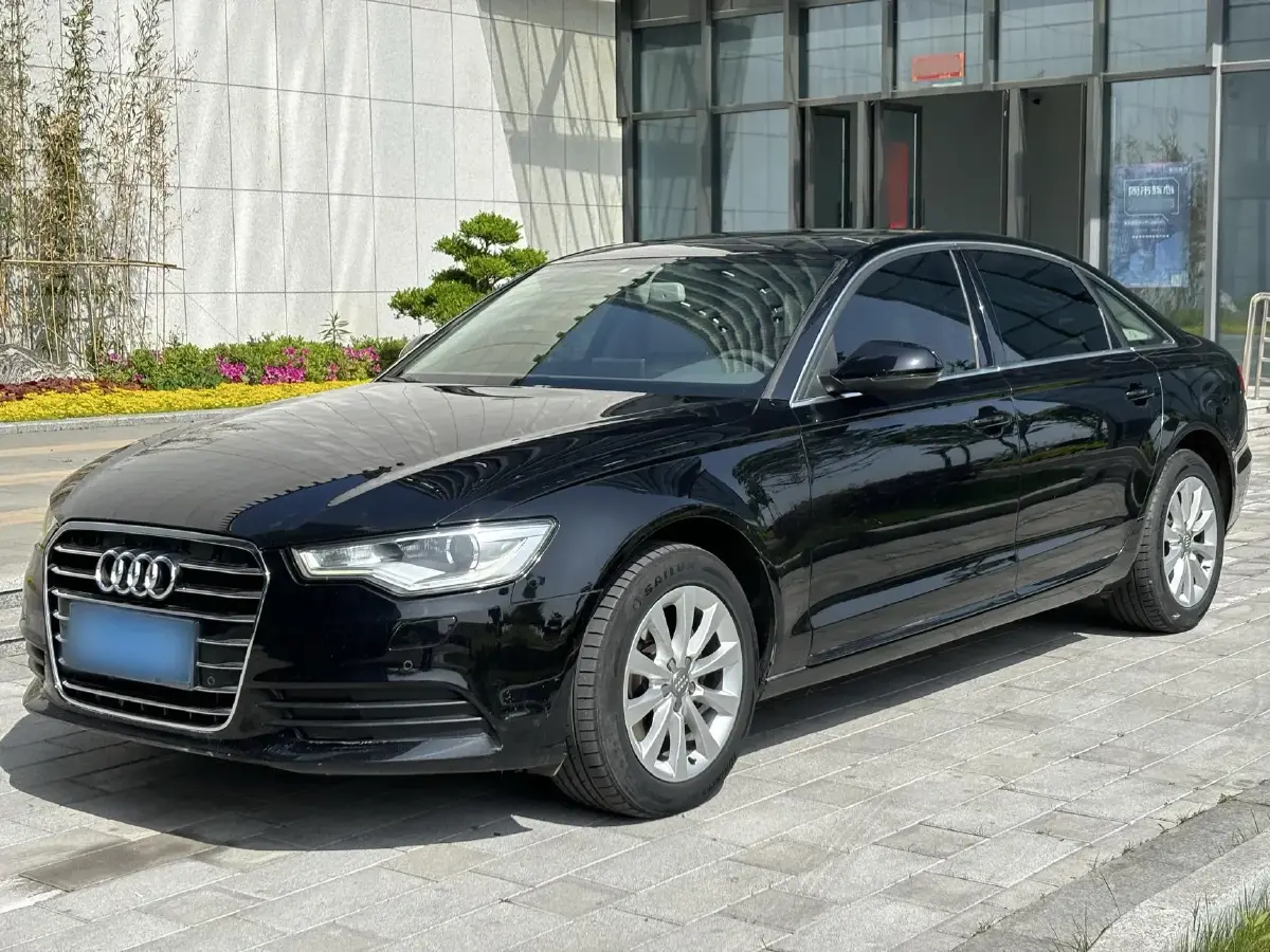 2015 Audi A6L 2.0T 180HP L4 CVT