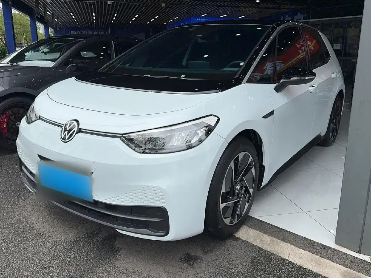 2023 Volkswagen ID.3 BEV 52.8KWH