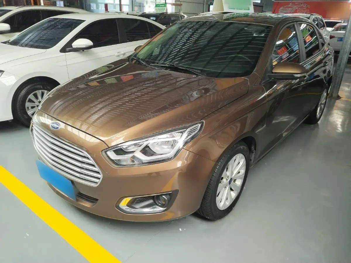 2017 Ford Escort 1.5L 113HP L4 6AT