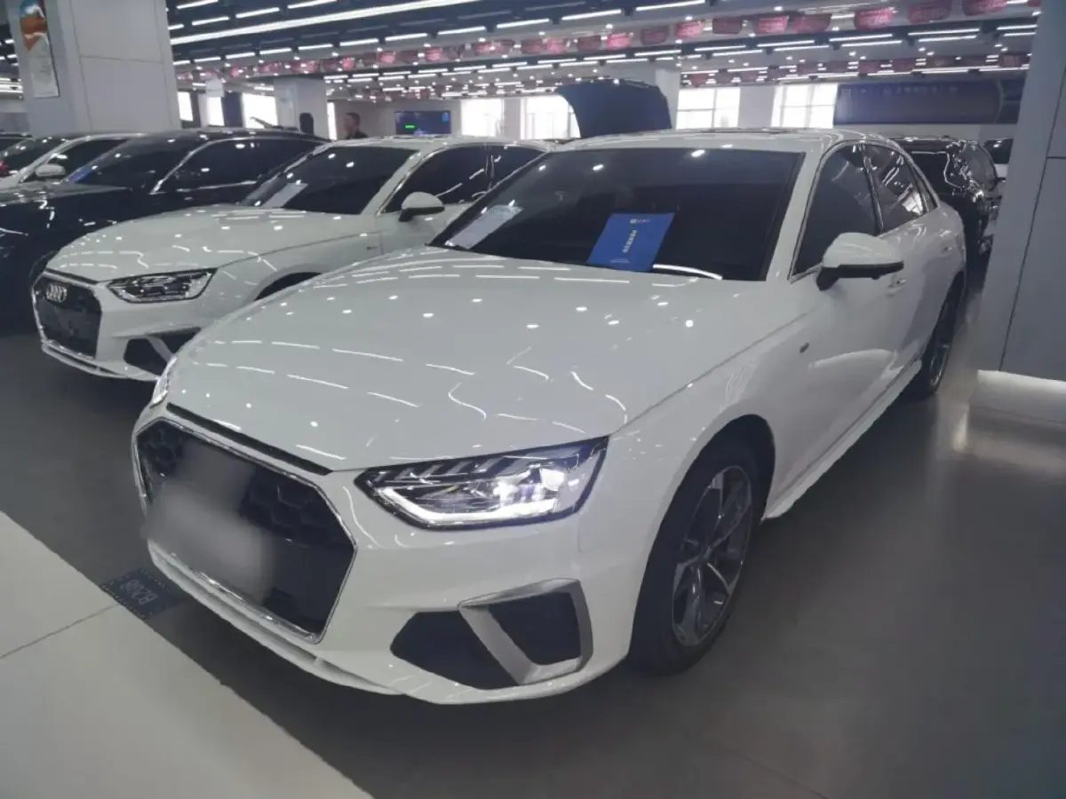 2020 Audi A4L 2.0T 190HP L4 7DCT