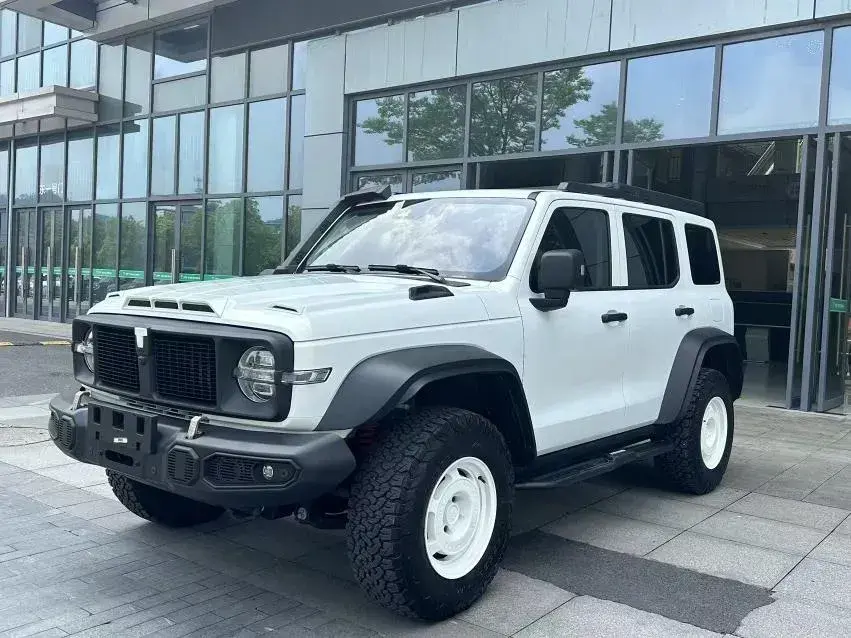 2023 Tank 300 2.0T 227HP L4 8AT