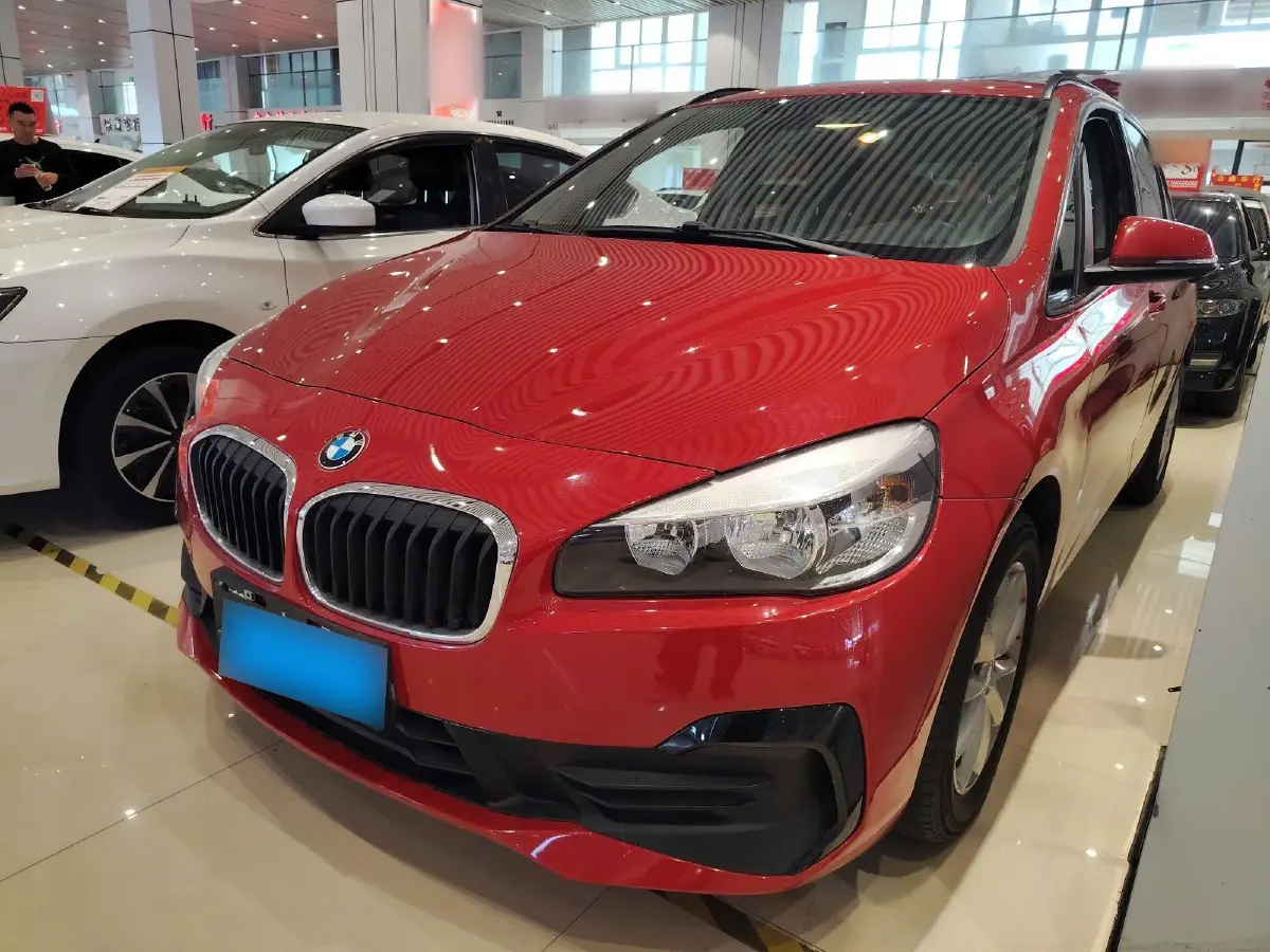 2018 BMW 2 Series Wagon 1.5T 136HP L3 6AT