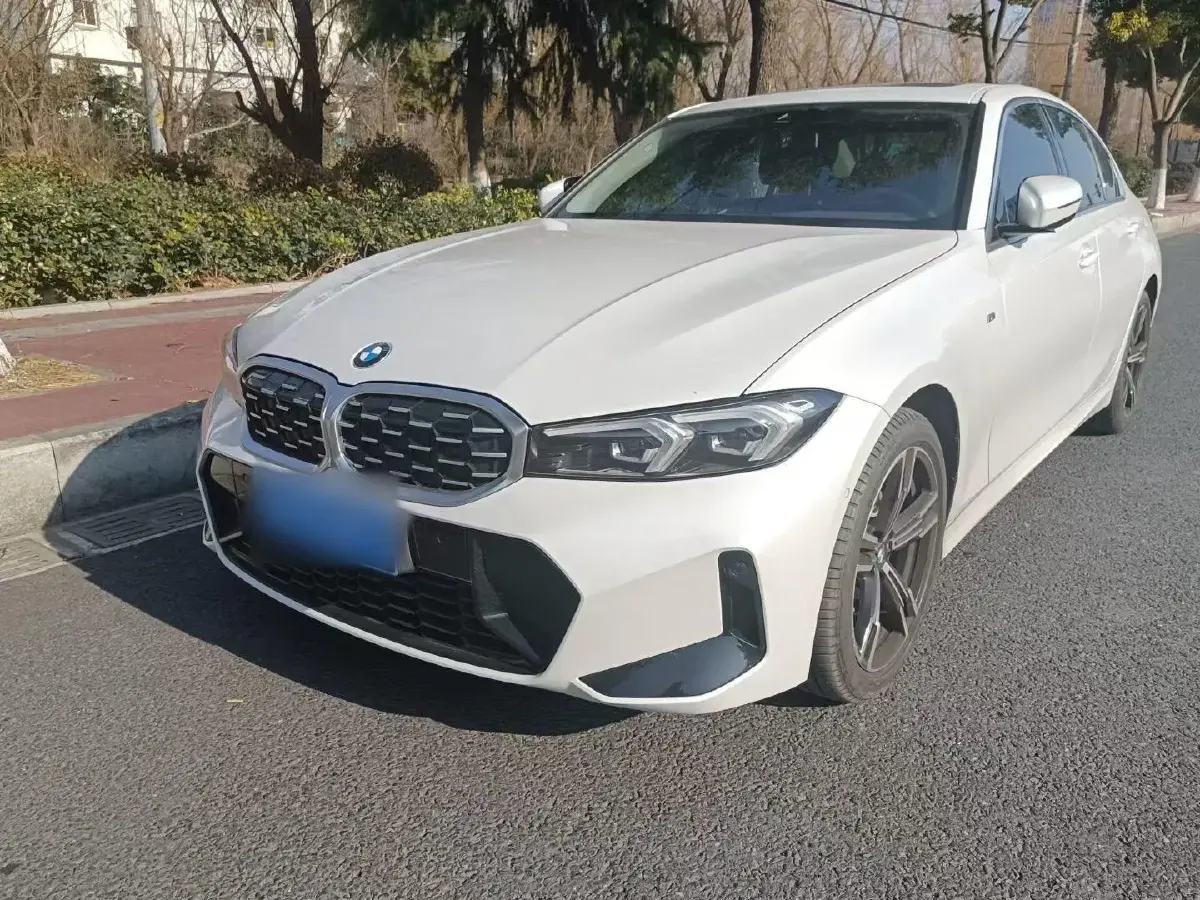 2023 BMW 3 Series 2.0T 184HP L4 8AT