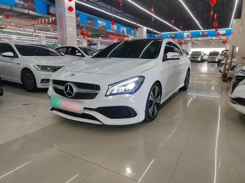 2018 Mercedes-Benz CLA Class 1.6T 156HP L4 7DCT