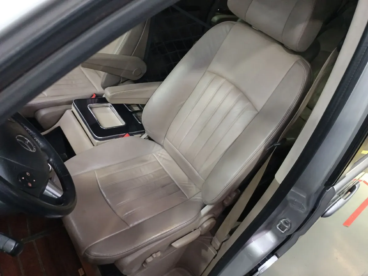 2013 Mercedes-Benz Viano 3.0L 224HP V6 5AT,autocango,china used car exporter,china ev exporter,chinese used car exporter,chinese used ev exporter