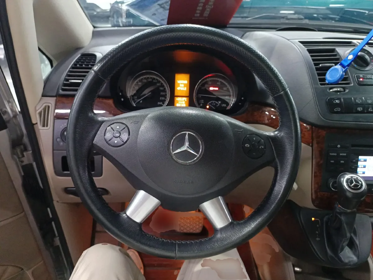 2013 Mercedes-Benz Viano 3.0L 224HP V6 5AT,autocango,china used car exporter,china ev exporter,chinese used car exporter,chinese used ev exporter