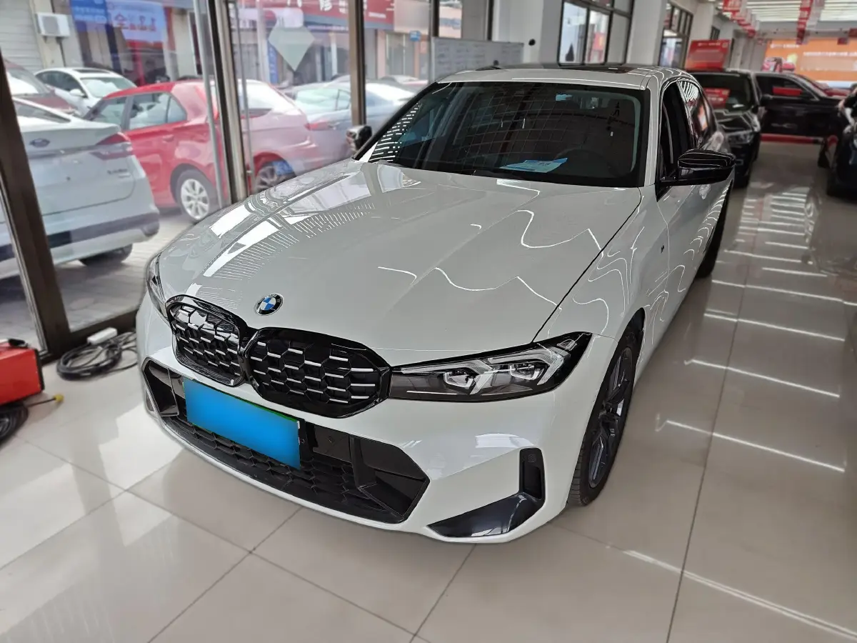 2024 BMW 3 Series 2.0T 184HP L4 8AT