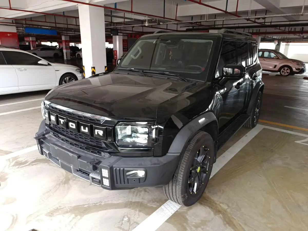 2023 Jetour Traveller 2.0T 254HP L4 7DCT