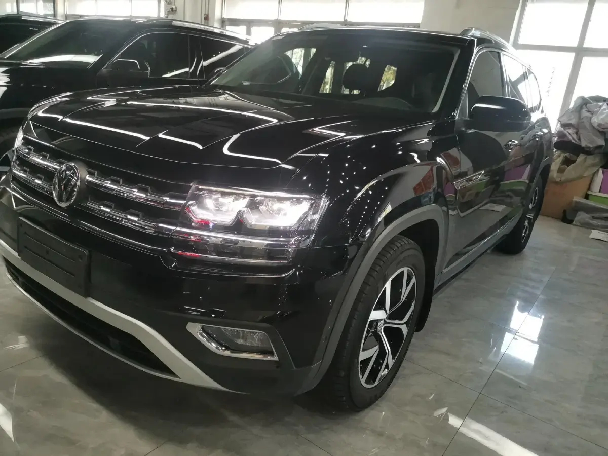 2019 Volkswagen Teramont 2.0T 220HP L4 7DCT
