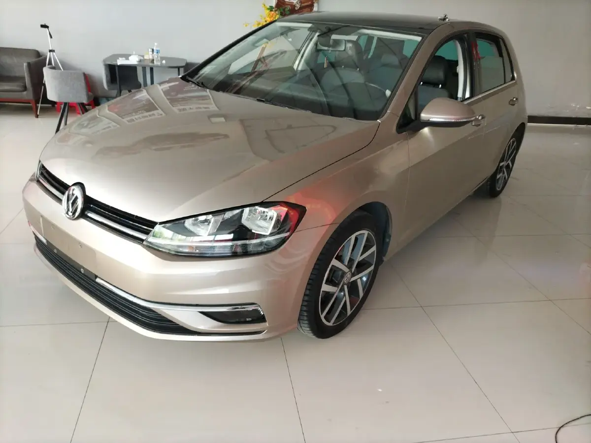 2019 Volkswagen Golf 1.4T 150HP L4 7DCT