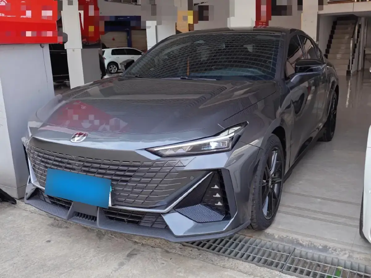 2023 ChangAn UNI-V 1.5T 188HP L4 7DCT