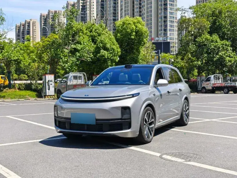 2023 Li L8 Range Extended 154HP REEV 40.9KWH