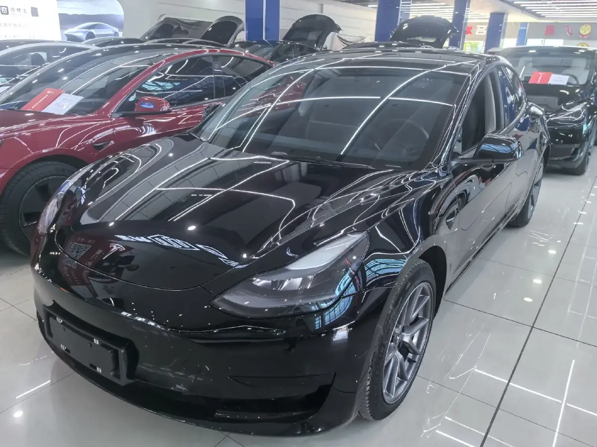 2022 Tesla Model 3 BEV 60KWH