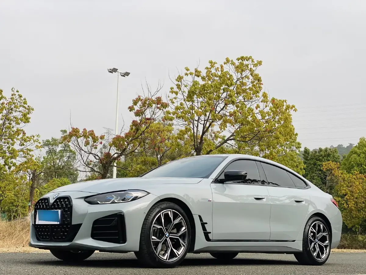 2022 BMW 4 Series 2.0T 245HP L4 8AT