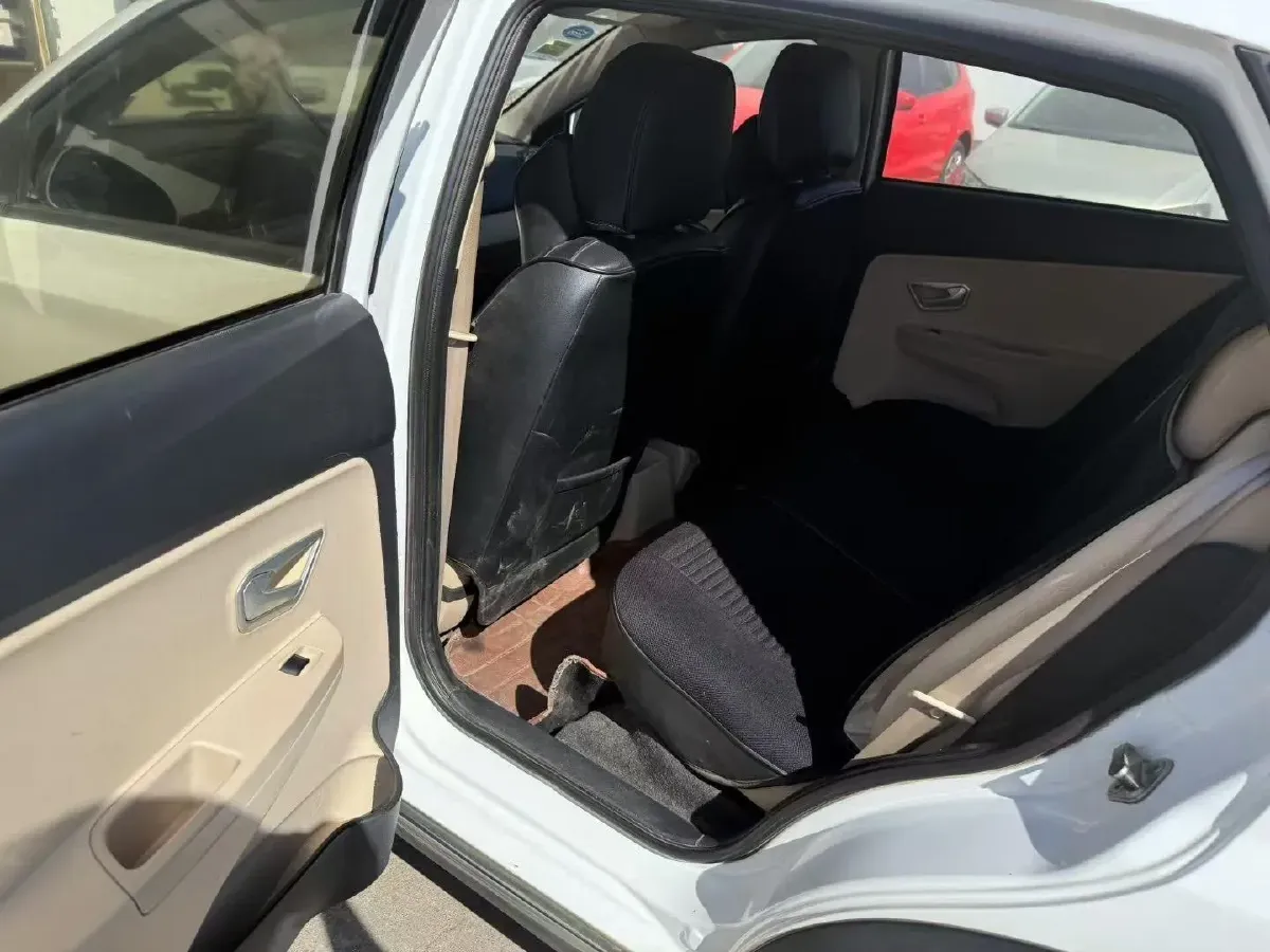 2015 Chery Fulwin 2 1.5L 109HP L4 5MT,autocango,china used car exporter,china ev exporter,chinese used car exporter,chinese used ev exporter