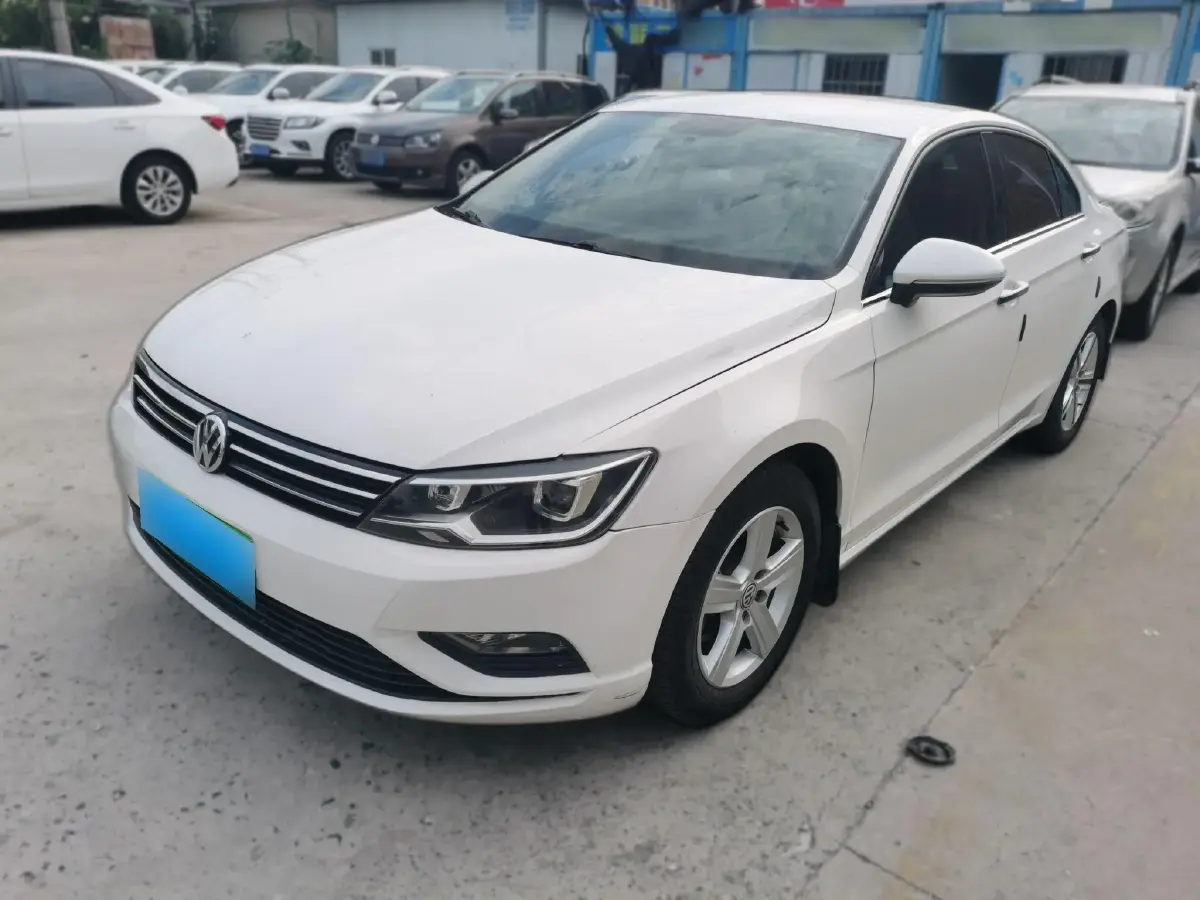 2017 Volkswagen Lamando 1.4T 131HP L4 7DCT