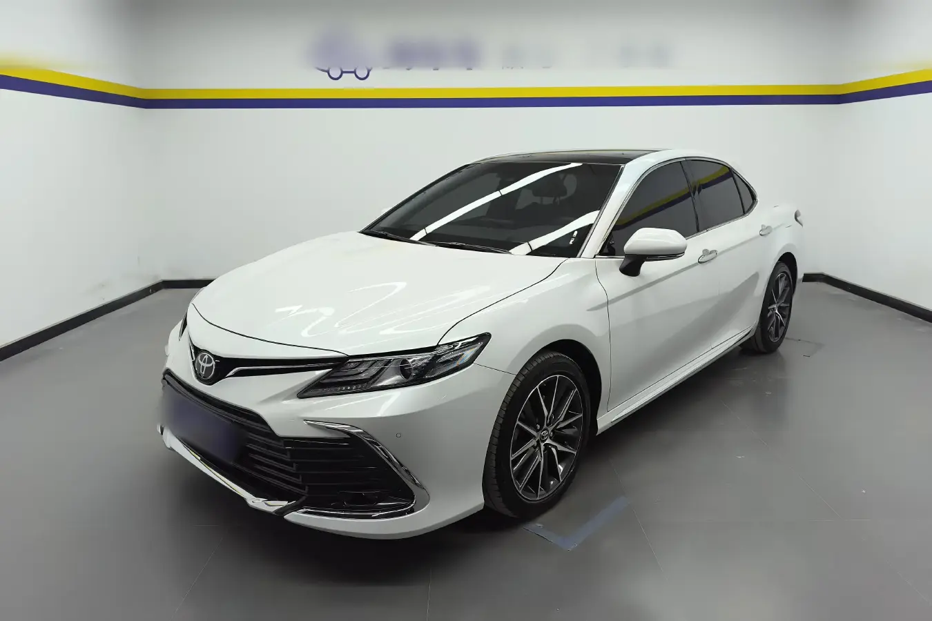 2023 Toyota Camry 2.5L 207HP L4 8AT