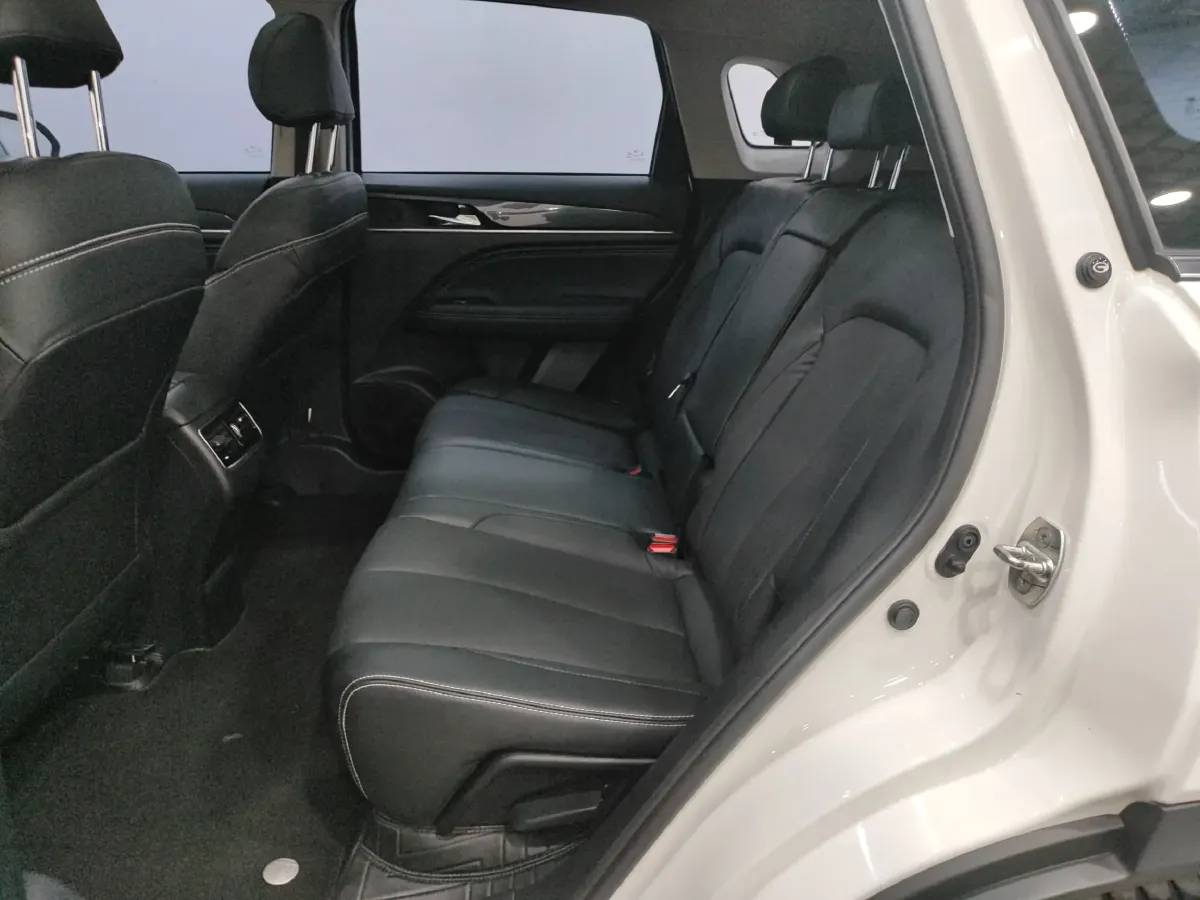 2021 GAC Trumpchi GS5 1.5T 169HP L4 6AT,autocango,china used car exporter,china ev exporter,chinese used car exporter,chinese used ev exporter