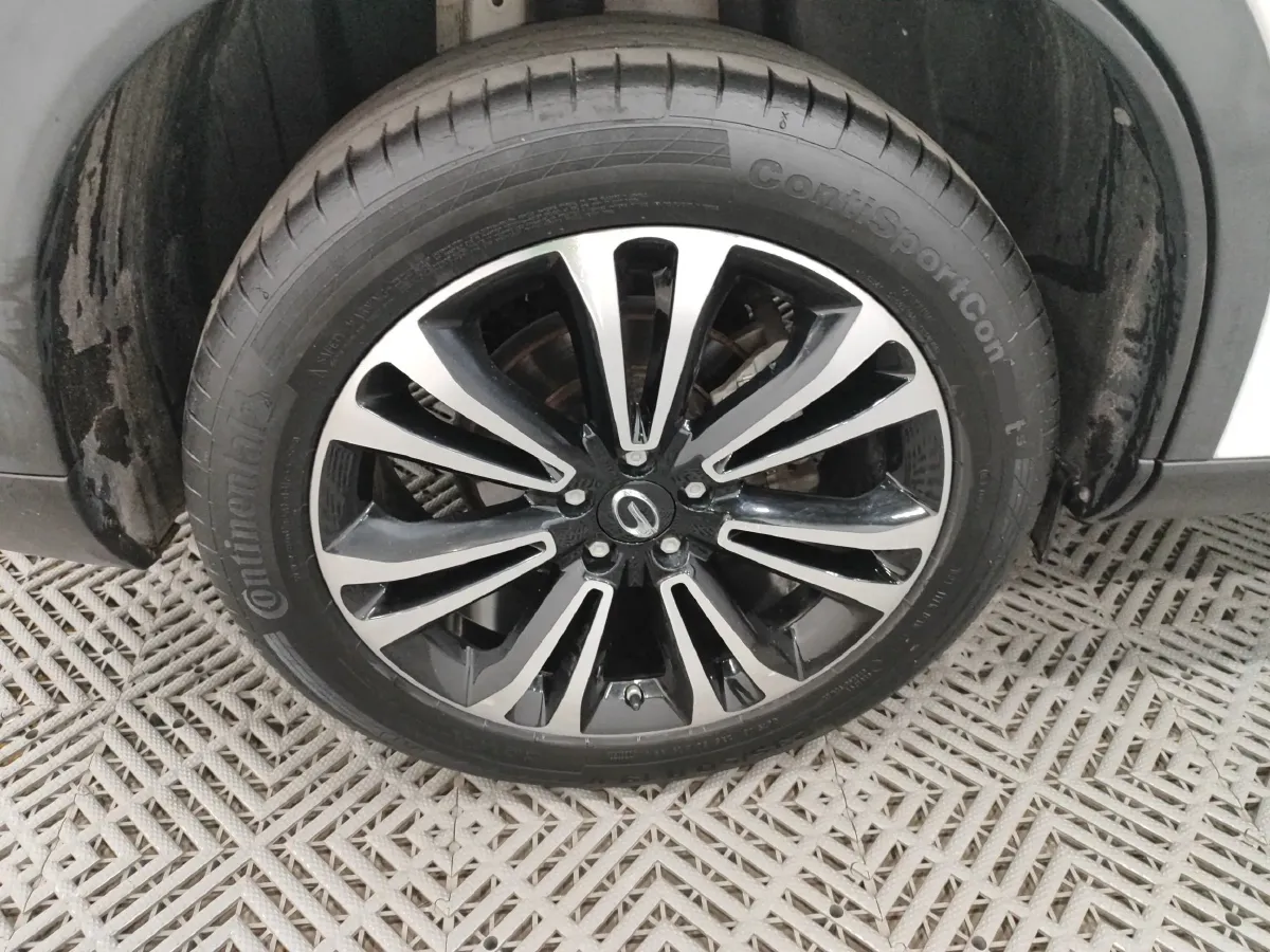 2021 GAC Trumpchi GS5 1.5T 169HP L4 6AT,autocango,china used car exporter,china ev exporter,chinese used car exporter,chinese used ev exporter