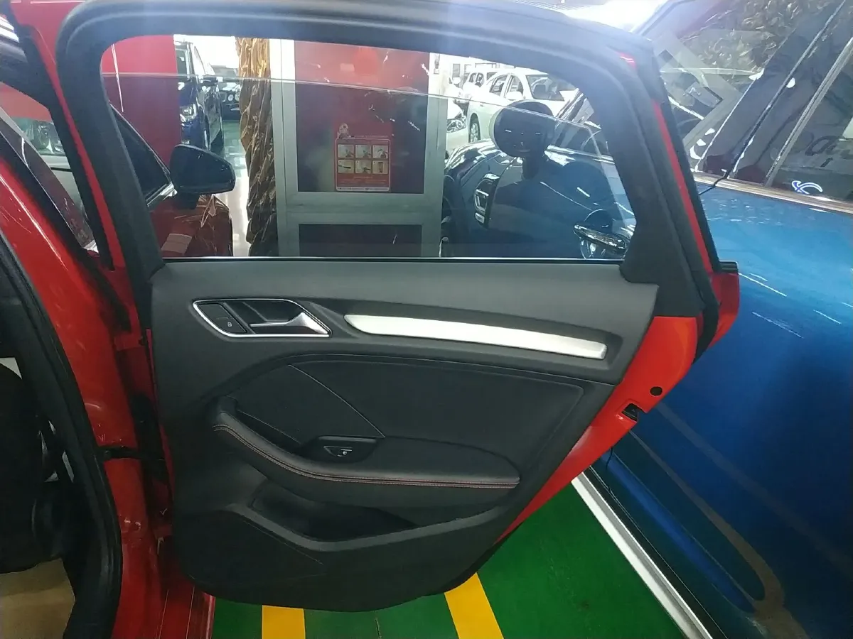 2019 Audi S3 2.0T 290HP L4 7DCT,autocango,china used car exporter,china ev exporter,chinese used car exporter,chinese used ev exporter