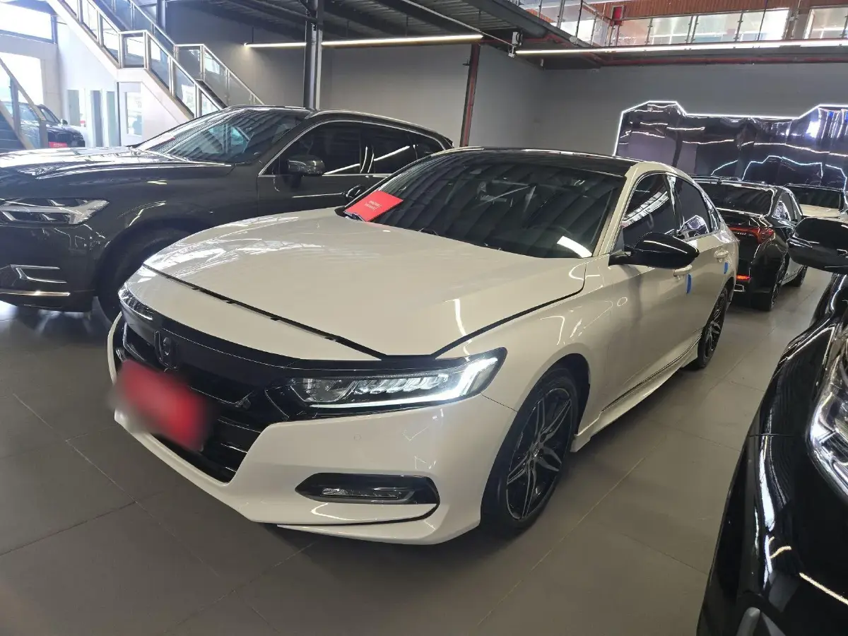 2018 Honda Accord 1.5T 194HP L4 CVT