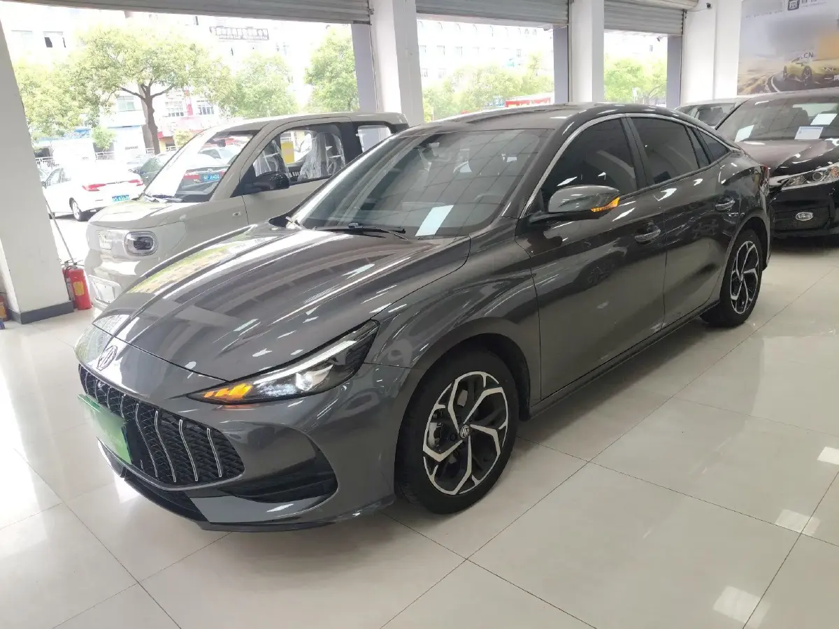 2025 MG 5 1.5T 181HP L4 7DCT