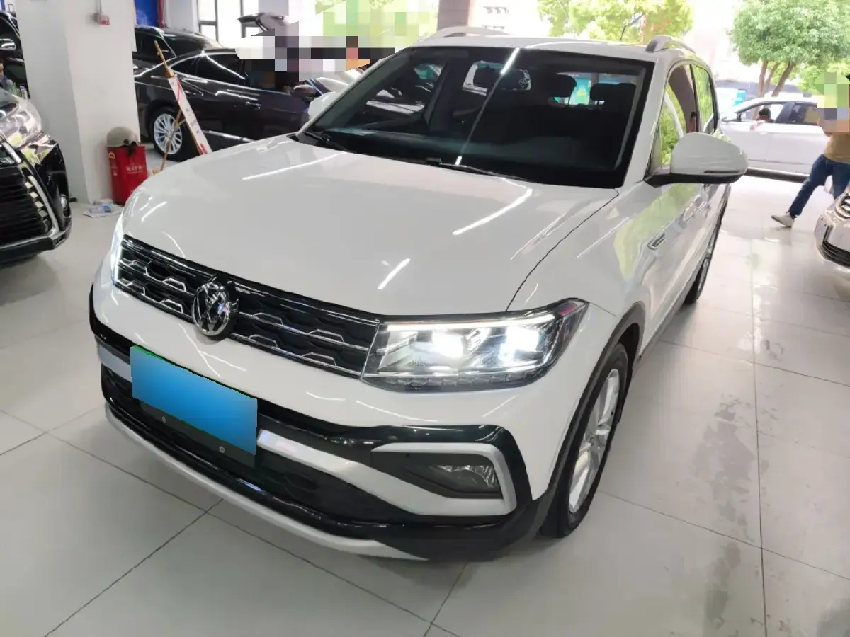 2019 Volkswagen T-Cross 1.4T 150HP L4 7DCT
