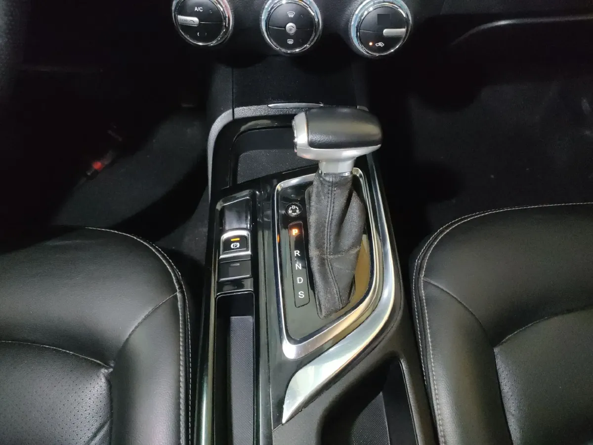 2016 GAC Trumpchi GA6 1.5T 152HP L4 7DCT,autocango,china used car exporter,china ev exporter,chinese used car exporter,chinese used ev exporter