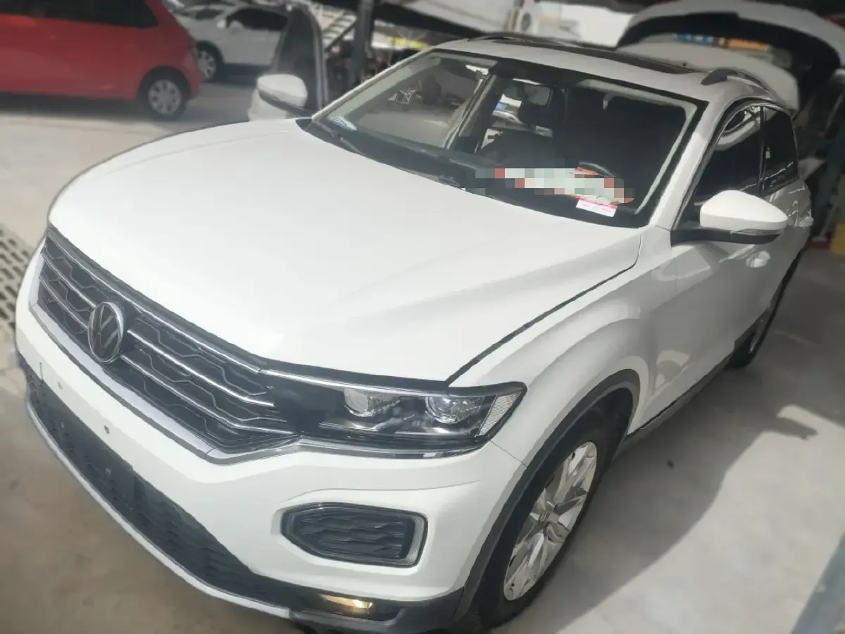 2022 Volkswagen T-Roc 1.4T 150HP L4 7DCT
