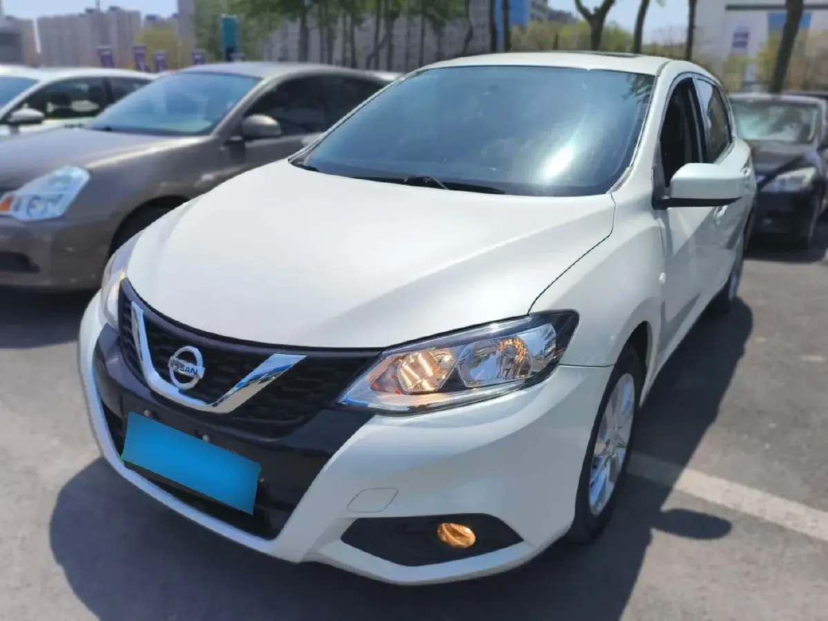 2016 Nissan Tiida 1.6L 126HP L4 CVT