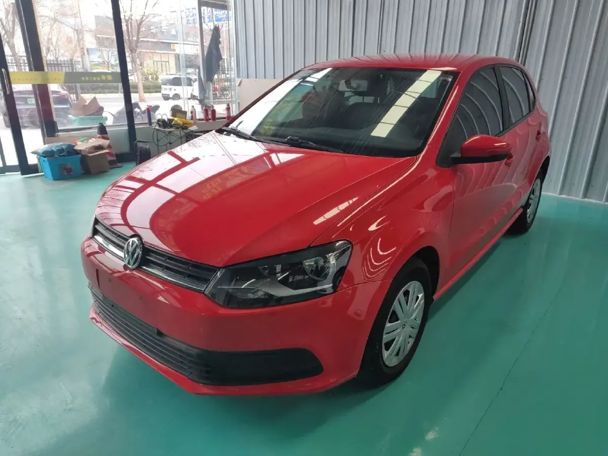 2018 Volkswagen Polo 1.5L 110HP L4 6AT