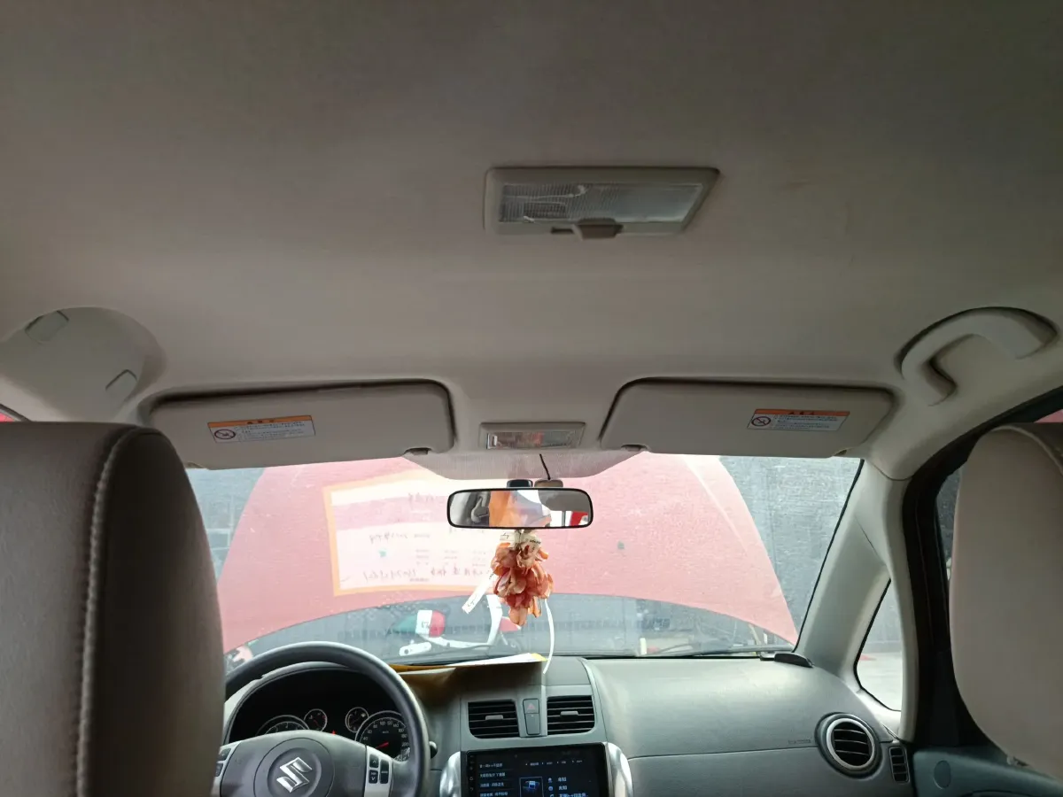 2011 Suzuki SX4 1.6L 109HP L4 5MT,autocango,china used car exporter,china ev exporter,chinese used car exporter,chinese used ev exporter