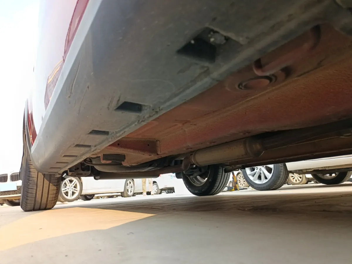 2011 Suzuki SX4 1.6L 109HP L4 5MT,autocango,china used car exporter,china ev exporter,chinese used car exporter,chinese used ev exporter