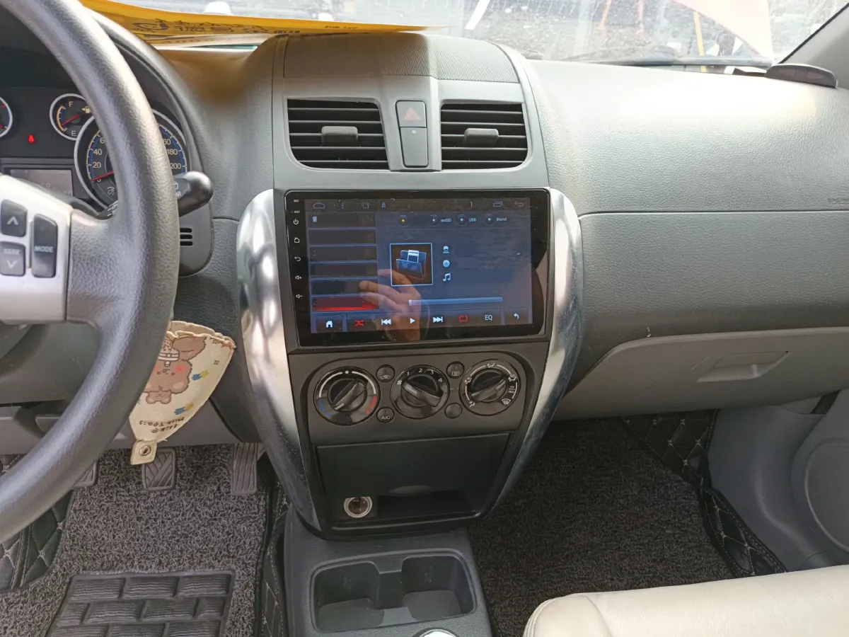 2011 Suzuki SX4 1.6L 109HP L4 5MT,autocango,china used car exporter,china ev exporter,chinese used car exporter,chinese used ev exporter