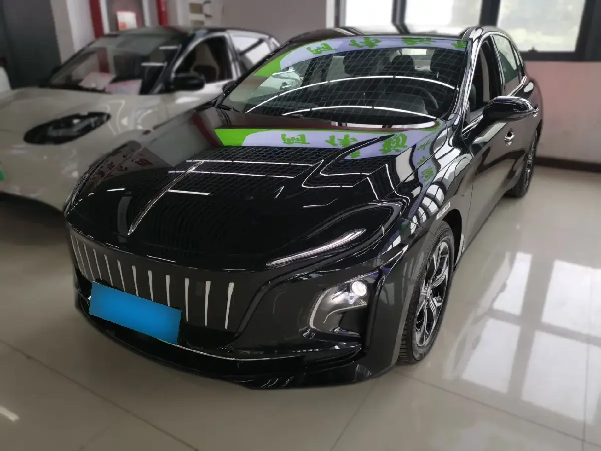 2023 HongQi E-QM5 BEV 54KWH