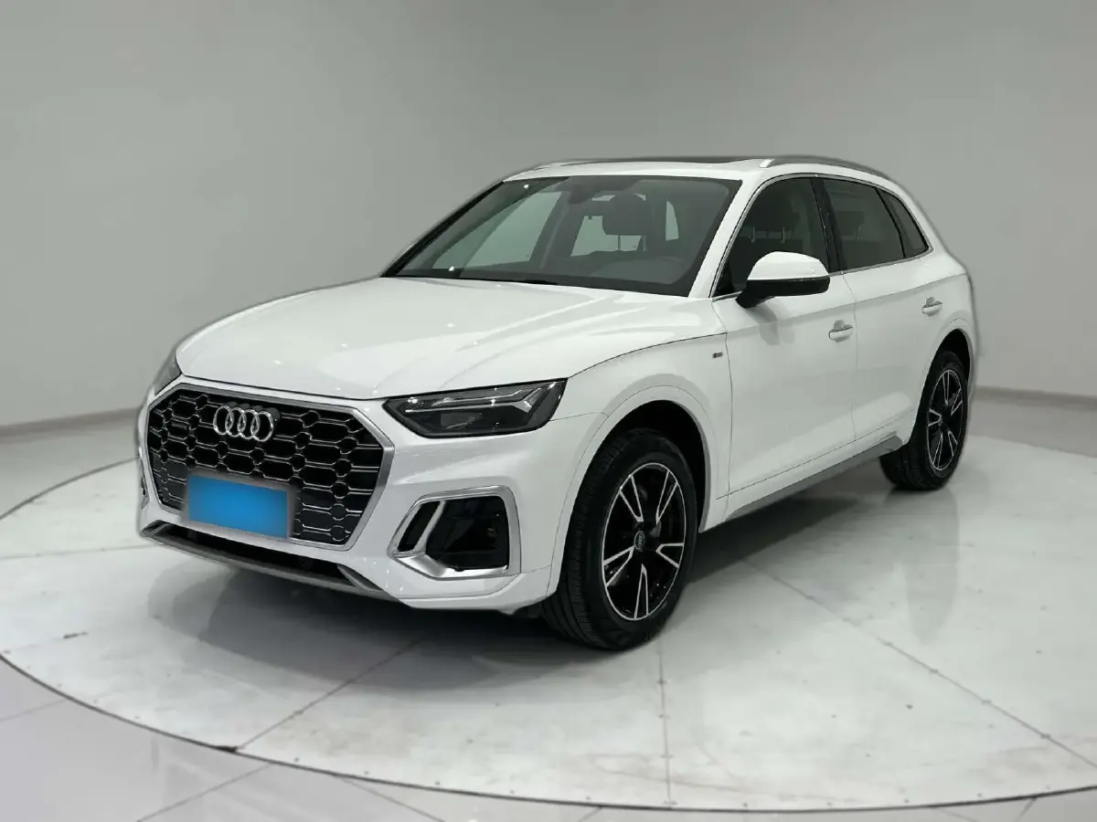 2022 Audi Q5L 2.0T 190HP L4 7DCT