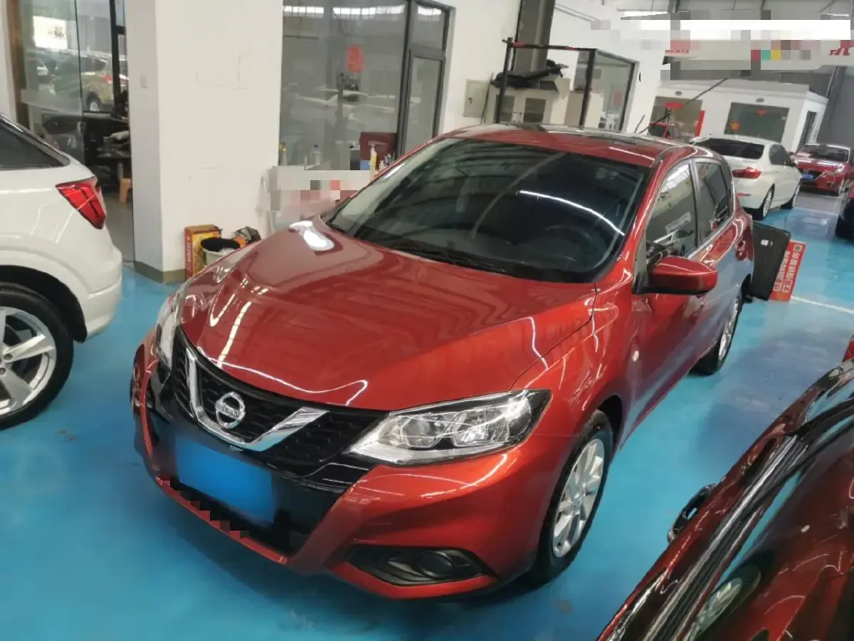 2016 Nissan Tiida 1.6L 126HP L4 CVT
