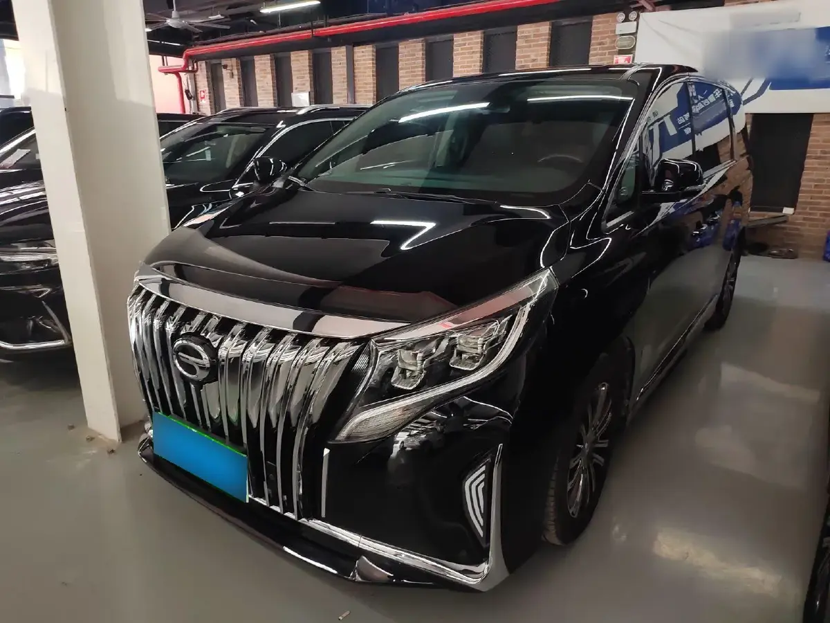 2021 GAC Trumpchi M8 2.0T 252HP L4 8AT