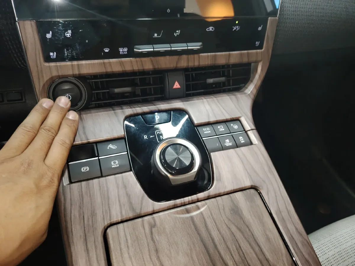 2024 Toyota BZ4X BEV 66.7KWH,autocango,china used car exporter,china ev exporter,chinese used car exporter,chinese used ev exporter