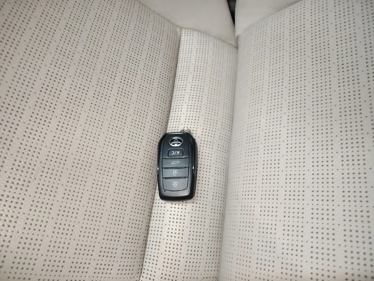 2024 Toyota BZ4X BEV 66.7KWH,autocango,china used car exporter,china ev exporter,chinese used car exporter,chinese used ev exporter