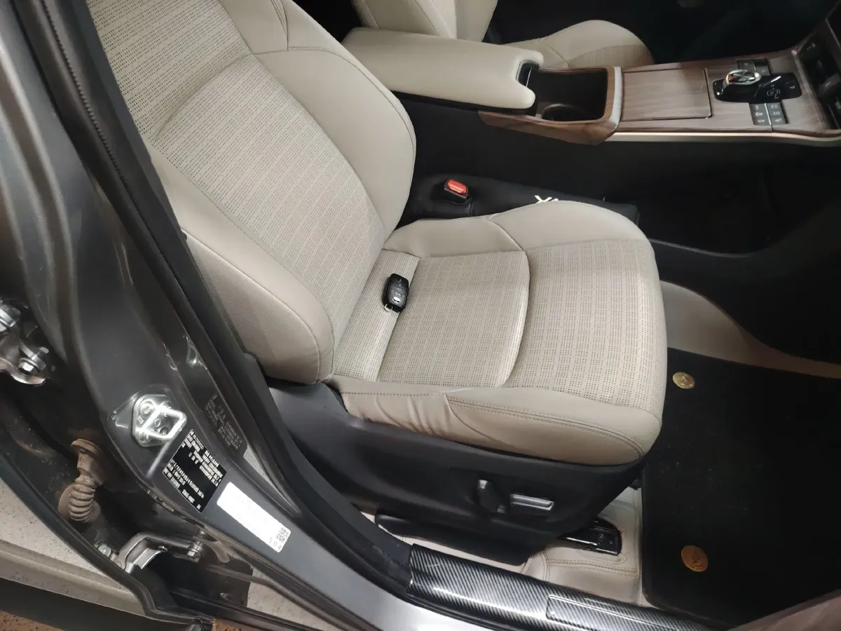 2024 Toyota BZ4X BEV 66.7KWH,autocango,china used car exporter,china ev exporter,chinese used car exporter,chinese used ev exporter