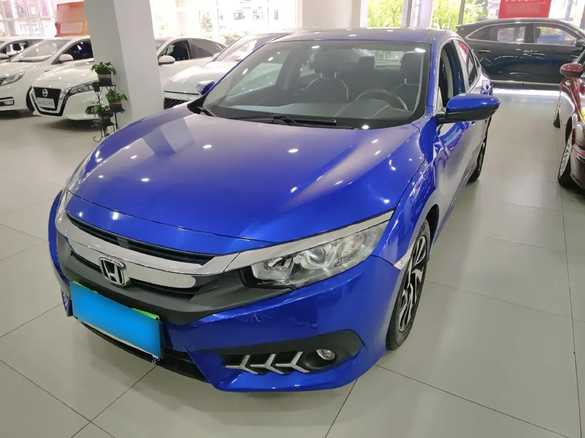 2016 Honda Civic 1.5T 177HP L4 CVT
