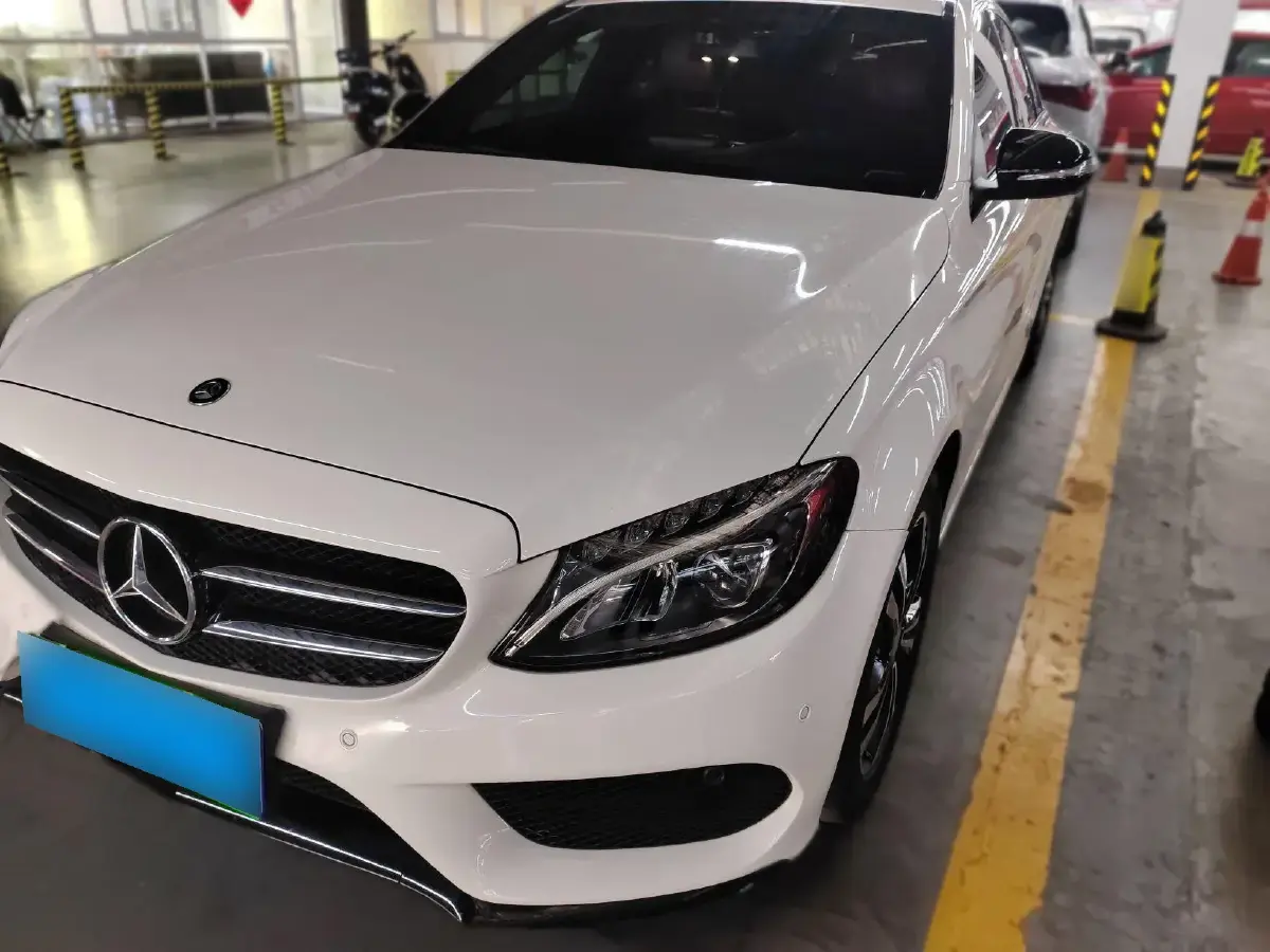 2017 Mercedes-Benz C Class 2.0T 184HP L4 9AT