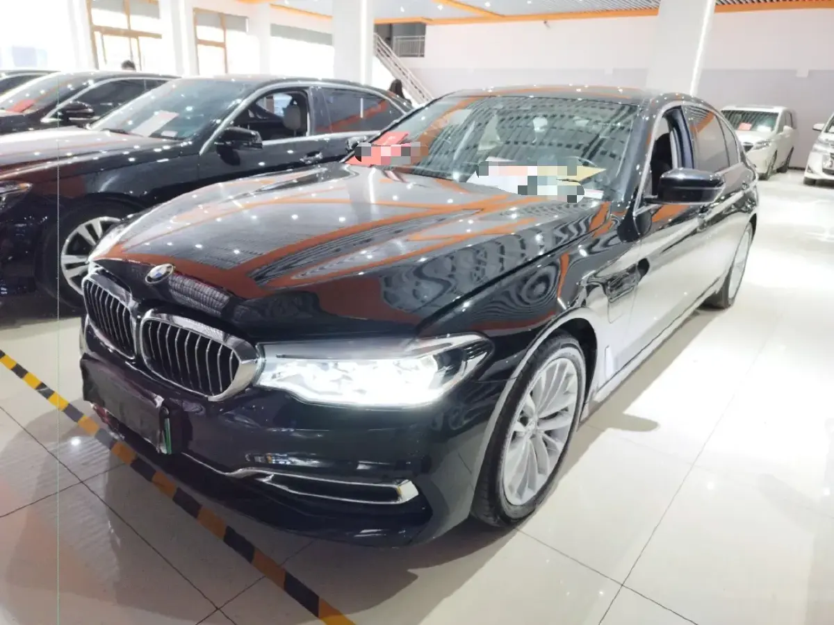 2020 BMW 5 Series 2.0T 184HP L4 8AT PHEV 17.7KWH