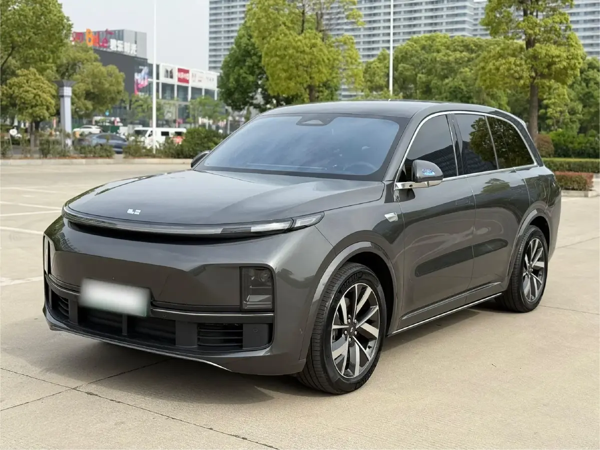 2023 Li L8 Range Extended 154HP REEV 40.9KWH